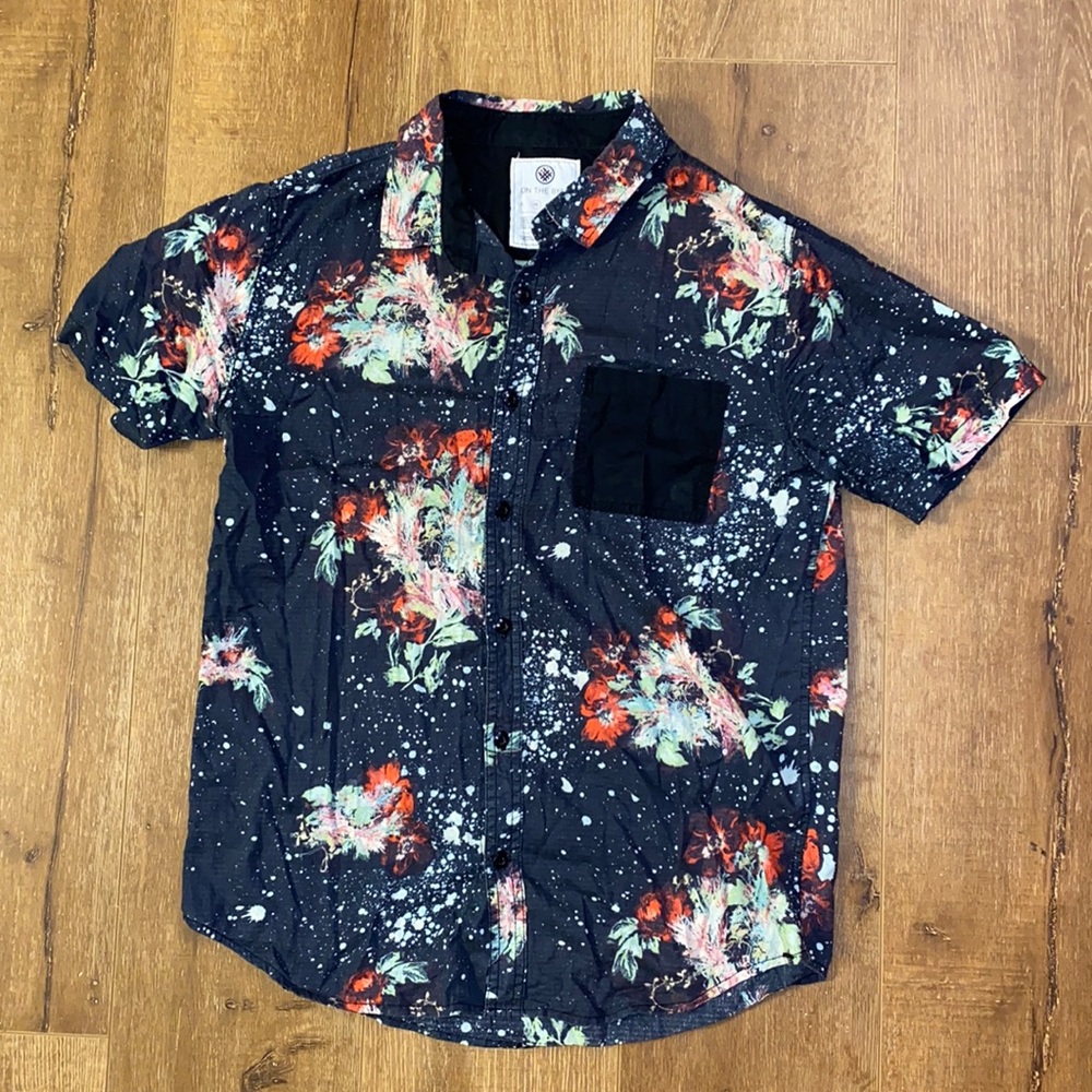 Floral Short Sleeve